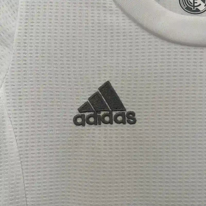 Equipación Clásica Real Madrid 2015-16