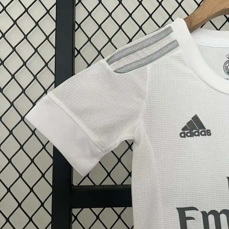 Equipación Clásica Real Madrid 2015-16
