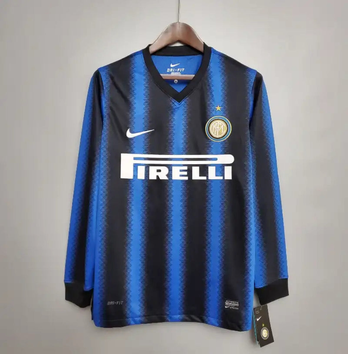 Camiseta Clásica Inter Milán Manga Larga 2010-11