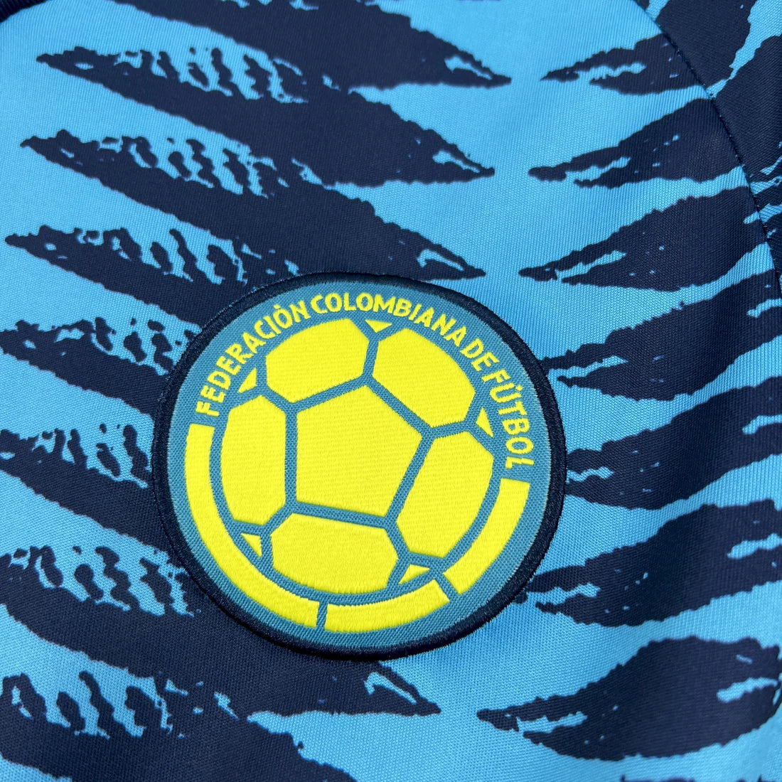 Camiseta Colombia Visitante 2025-26 World Cup